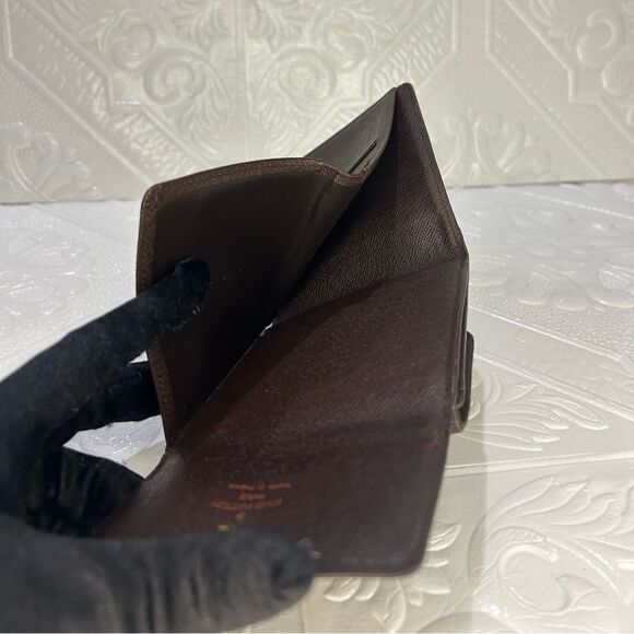 2012โLOUIS VUITTON Damier Ebene Pattern Elise Wallet - Picture 8 of 12